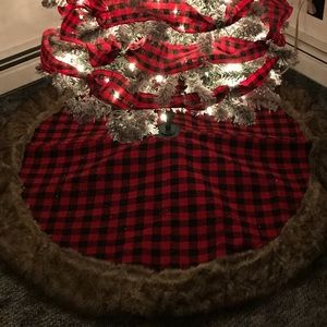 Lumberjack buffalo plaid tree skirt